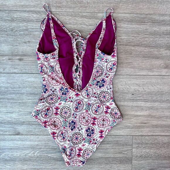 Goldenpoint Women's Multicolor Open Back Lace Up Ruffle Swimsuit Size 2 - Picture 6 of 9